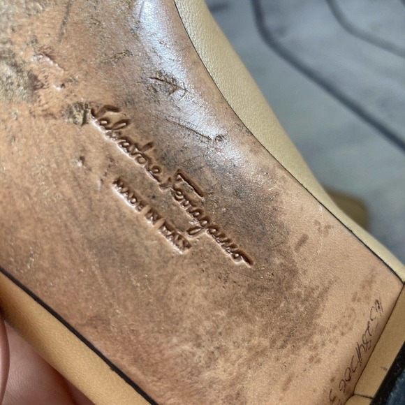 Salvatore Ferragamo Vintage Camel‎ Colored Loafers Womens Size 6.5B
